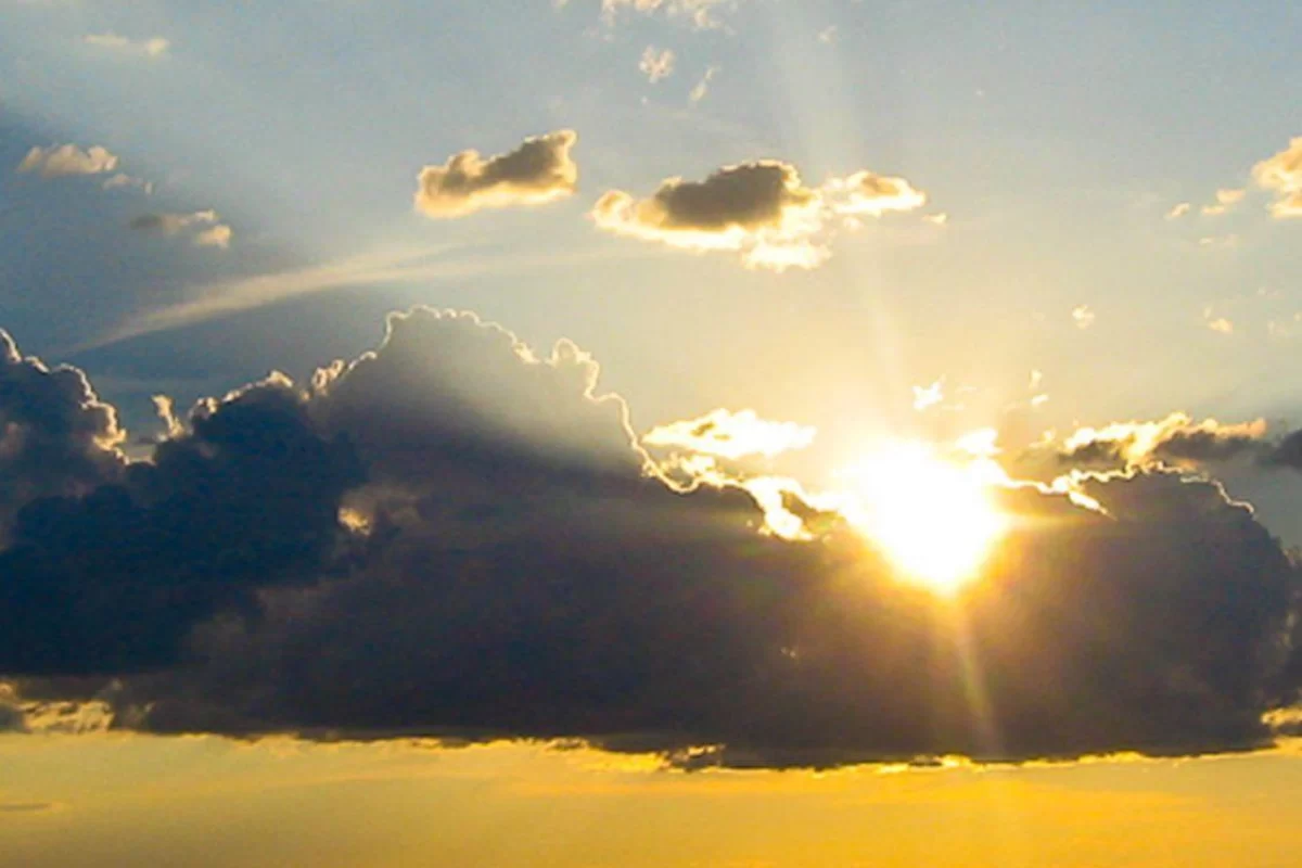 Calor y alerta por fuertes tormentas que podrían azotar a 9