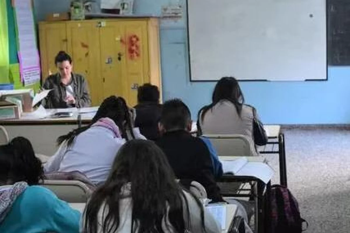 La mitad de las provincias bajaron el presupuesto para educación qué