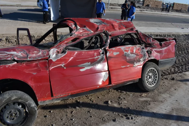 Mirá las impresionantes fotos del accidente que se cobró 3 vidas en