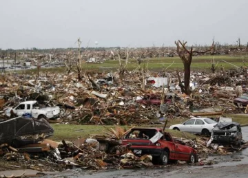 Al menos 116 muertos por un tornado