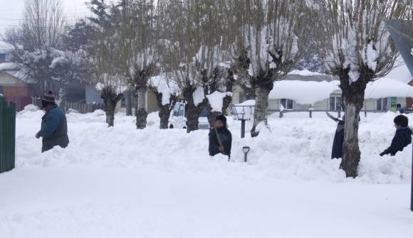 La nieve complica a chilenos