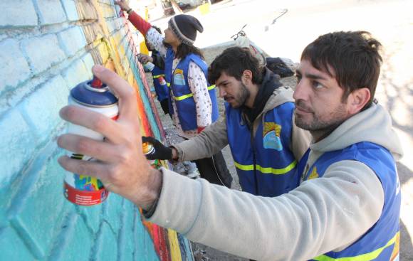 Murales contra las paredes sucias