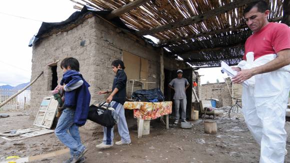 Tras la lluvia, evacuaron familias completas en 4 departamentos