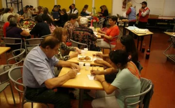 De patio de comida a una sala de juegos