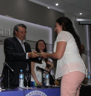 Sociales: acto de entrega de diplomas