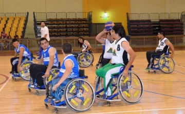 Encuentro de básquet sobre silla de ruedas en Jáchal