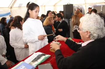 Hora 0 para el nuevo bastón presidencial