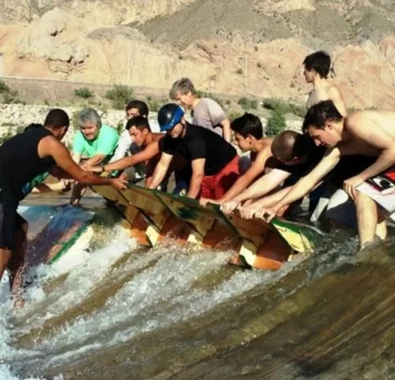 Hicieron una ola nueva en vista del mundial de kayak