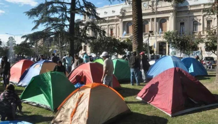 Acampe a la espera de la competencia