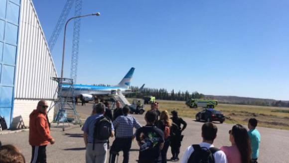 Avión de Aerolíneas aterrizó de emergencia por amenaza de bomba