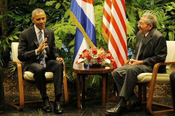 Bloqueo y DDHH coparon la cumbre de Obama y Castro