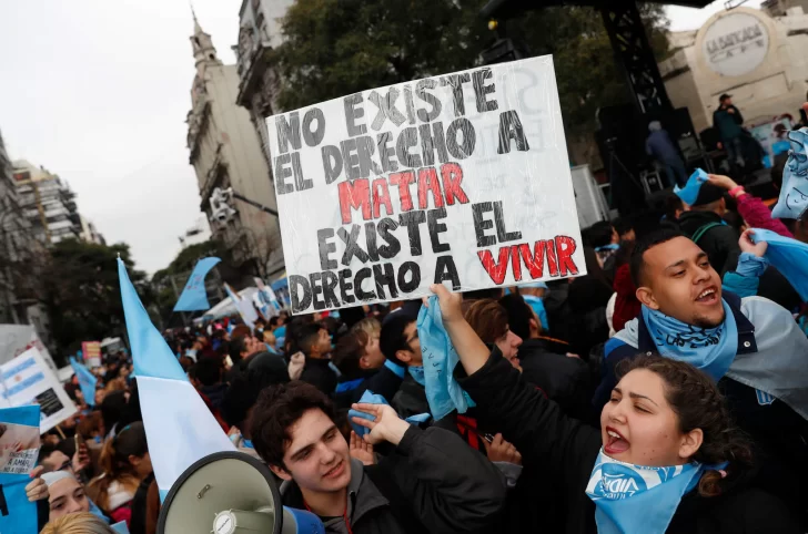 Alberto apuró el debate por el aborto legal que va camino al Congreso