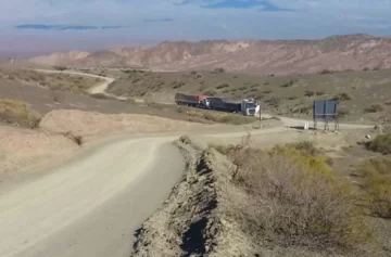 Comenzaron a llegar las piezas del radiotelescopio