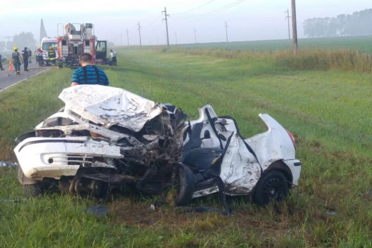 Santa Fe: 6 muertos por por un choque entre autos