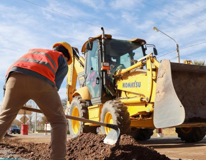 Retoman la construcción de las cloacas en la Central