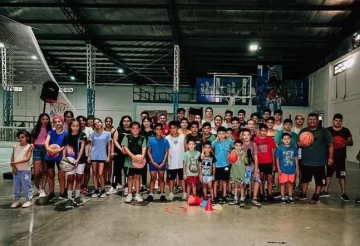 Iglesia tiene su primera escuela