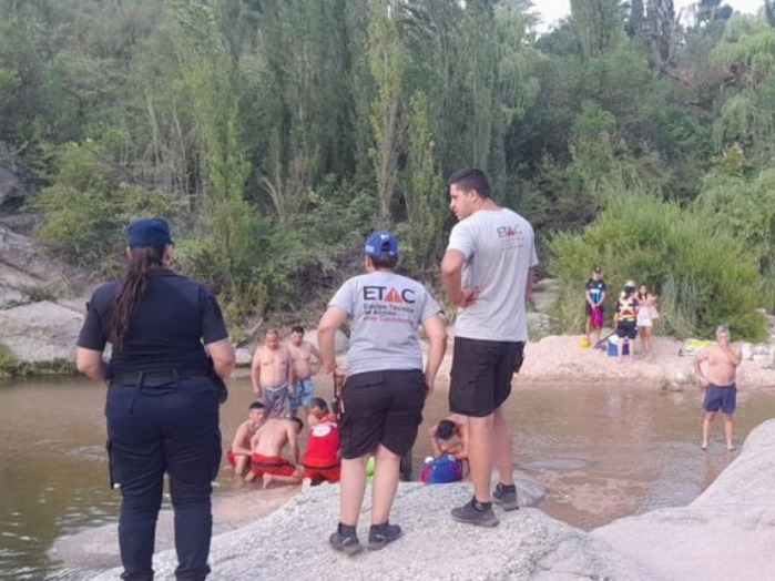 Se ahogó un turista mientras se bañaba en el río de Nono