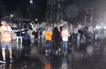 Fotos y videos de la tormenta en el Predio Costanera