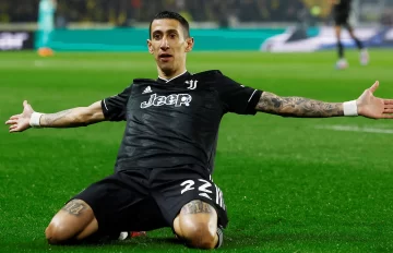 Triplete de Di María para la Juve