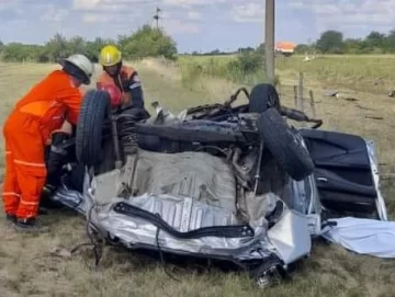 Mueren dos amigos que viajaron por negocios y volcaron en Entre Ríos