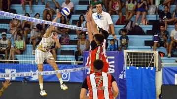 UVT acumuló otra caída en la Liga de Vóley