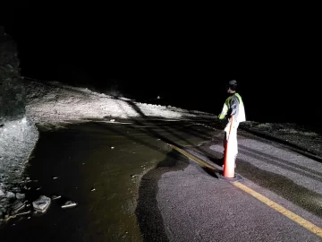 Tras la intensa lluvia, piden máxima precaución al viajar por la provincia