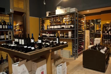 Hay promociones y descuentos en las vinotecas de Capital