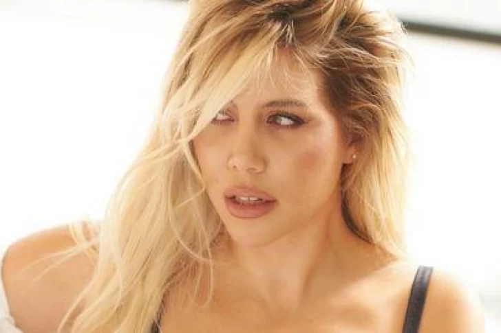 Wanda Nara prendió fuego Dubai posando con una bikini que cubría “poco y nada”