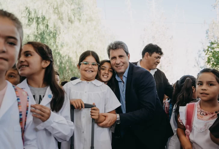 Una escuela de Zonda, escenario del inicio oficial del Ciclo Lectivo