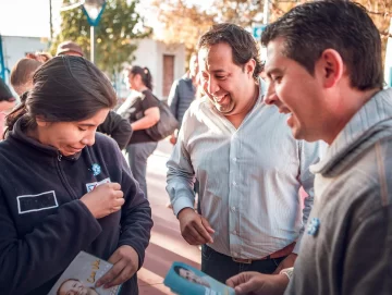 Albardón: Orrego juega cinco “cartas” para disputarle el poder a Abarca