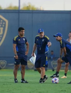 Ibarra fue a la práctica y metió tres cambios