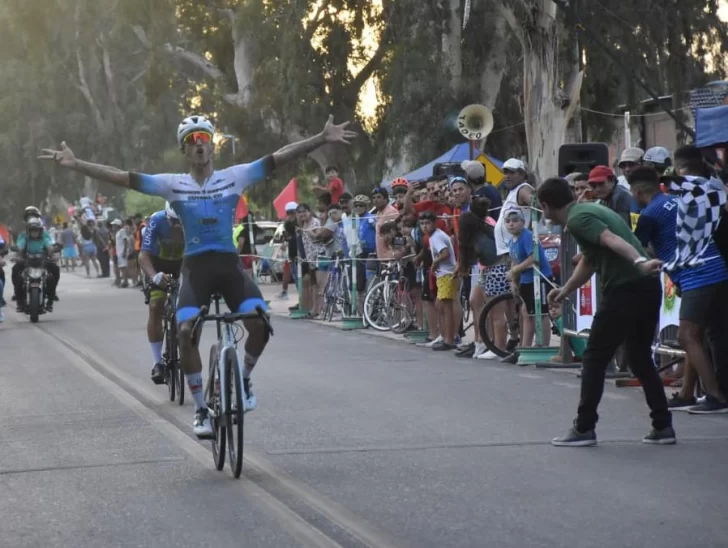 Navarrete ganó de punta a punta