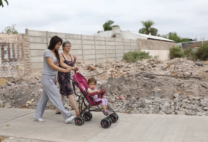 Chimbas: por inseguridad, ahora obligan a que limpien y cierren los terrenos baldíos