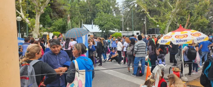 Gobierno insistió en que docentes vuelvan a clases y que, una vez en las aulas, hará una nueva propuesta