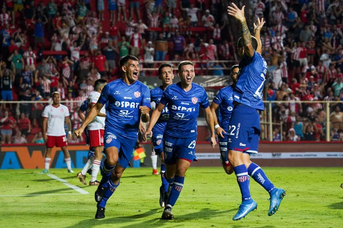 Triunfos de Unión y Sarmiento en el inicio de la fecha