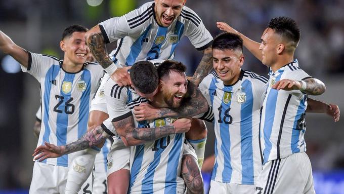 Argentina festejó el título mundial con una victoria ante Panamá