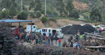 Al menos 11 personas murieron y 10 están atrapadas en una mina que explotó