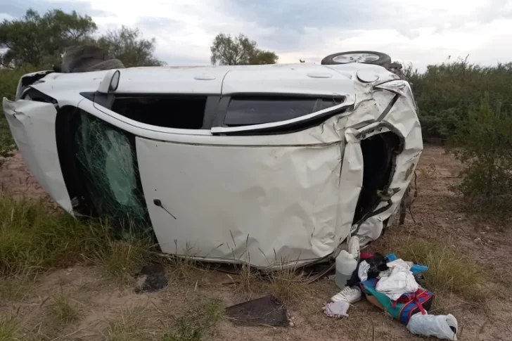 Un joven sanjuanino murió en un terrible vuelco en La Rioja