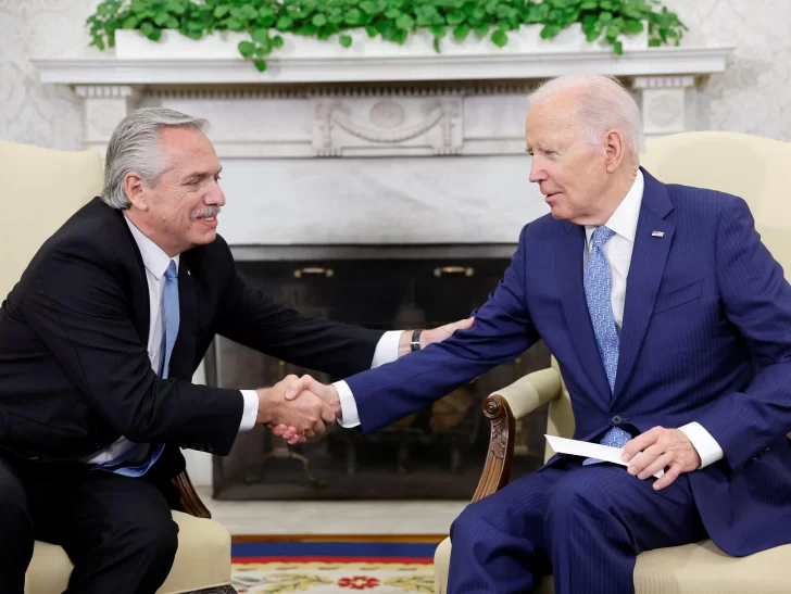 Alberto le pidió a Biden que no le suelte la mano frente al FMI