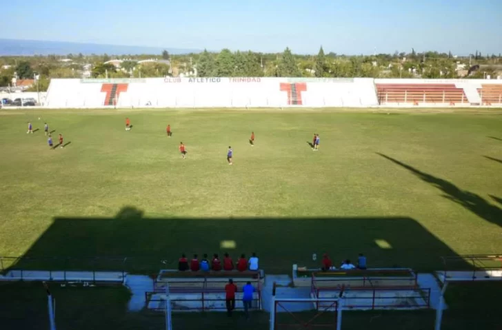 La final de la Copa de Campeones será en la cancha de Trinidad y con ambas hinchadas