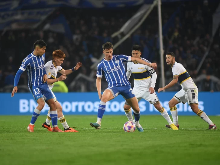 Boca fue víctima de un partido perfecto de Godoy Cruz, que lo goleó por 4 a 0