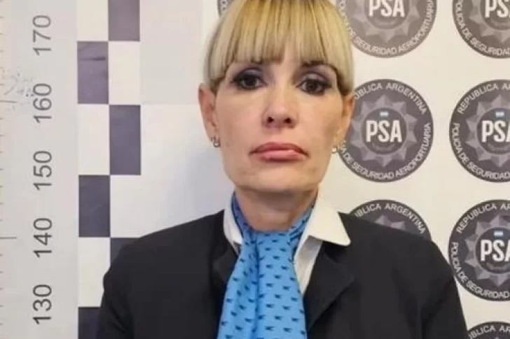 Aerolíneas Argentinas despidió a la azafata apuntada por la amenaza de bomba