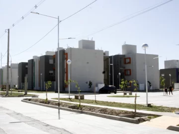 Con un nuevo barrio, la provincia proyecta 1.038 viviendas en Capital