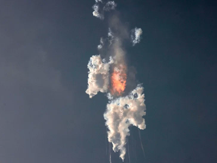 Sorpresa por explosión del más potente de los cohetes