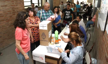 Por el sistema electoral, autorizan, como máximo, a 45.840 fiscales