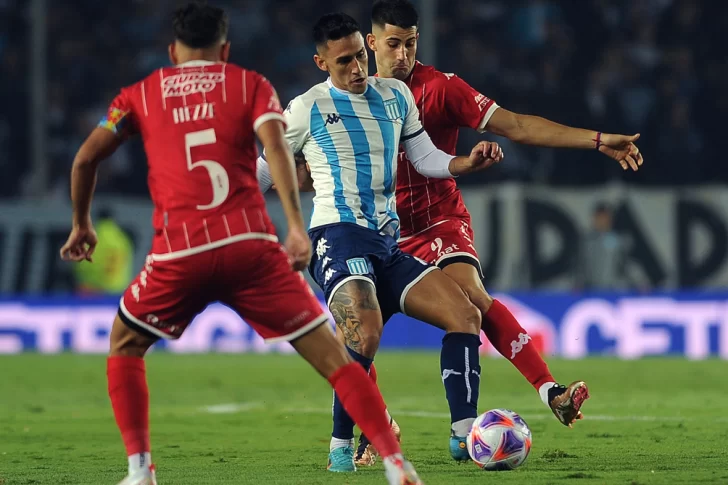 Racing se prendió en la pelea de arriba