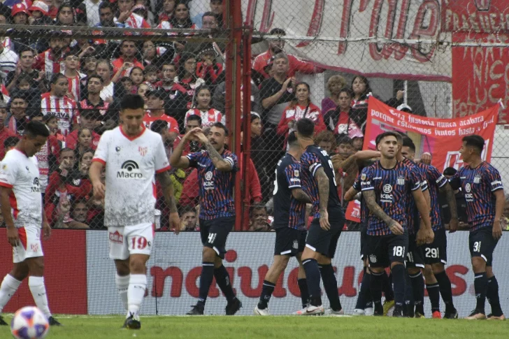 Talleres le ganó con autoridad a La Gloria