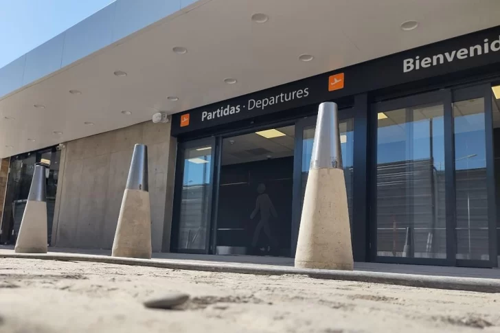 Después de casi seis años, inauguran la primera parte de las obras del aeropuerto