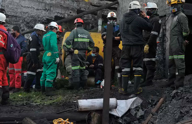 Siete personas quedaron atrapadas por una explosión en una mina de carbón en Colombia