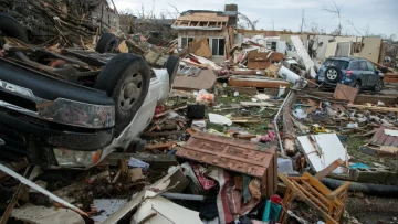 Al menos 32 fallecidos en Estados Unidos por fuertes tormentas y tornados